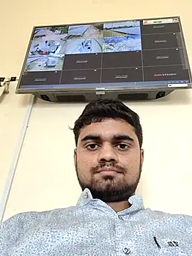 Ishan003 online show from April 23, 5:36 am
