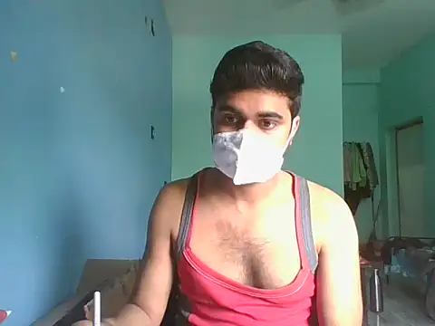 Snapshot of Ishan003 chatting on June 10, 6:25 am Ishan003 online show from June 10, 6:25 am
