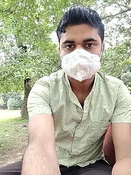 Ishan003 online show from April 28, 2:49 am