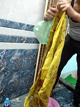 Ishan003 online show from December 3, 2:49 pm