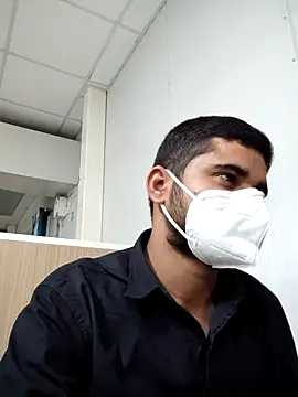 Ishan003 online show from February 14, 1:51 pm