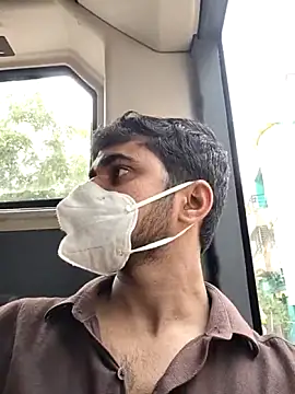 Ishan003 online show from April 8, 7:43 am