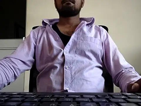 Ishan003 online show from February 3, 6:51 am