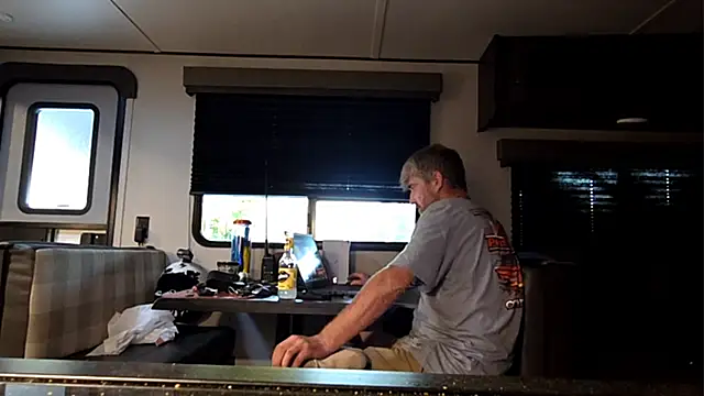 Snapshot of Cobra500hp chatting on September 12, 11:15 pm Cobra500hp online show from September 12, 11:15 pm