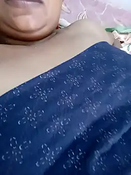 Snapshot of taniya_bhabi2 chatting on September 19, 9:13 am taniya bhabi2 online show from September 19, 9:13 am