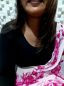 Snapshot of taniya_bhabi2 chatting on October 5, 7:21 am taniya bhabi2 online show from October 5, 7:21 am