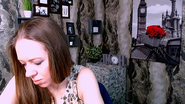 GloriaSi  online show from April 13, 5:44 am