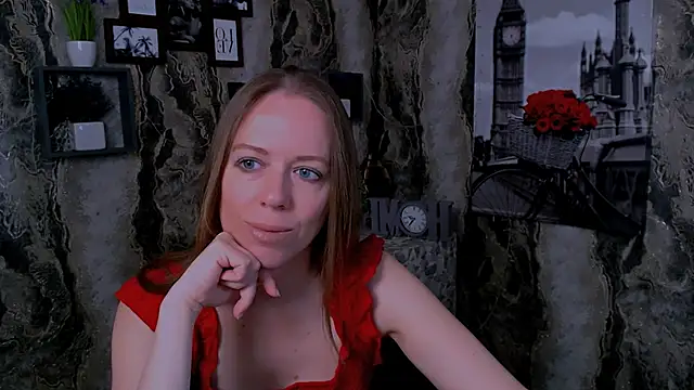 Snapshot of GloriaSi_ chatting on May 21, 5:38 am GloriaSi online show from May 21, 5:38 am