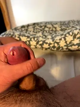  t0ni0  online show from October 7, 9:32 am