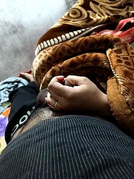 Snapshot of Bhabhi_desi12 chatting on December 15, 4:46 pm Bhabhi desi12 online show from December 15, 4:46 pm