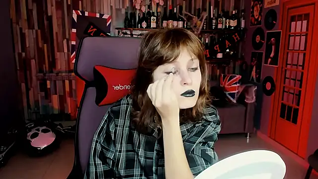 LolaAsmus online show from October 25, 5:17 am