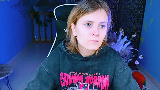 LolaAsmus online show from February 18, 7:43 am