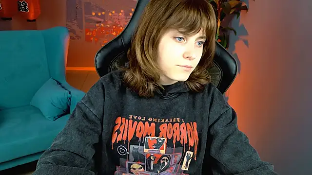 LolaAsmus online show from October 16, 7:49 am