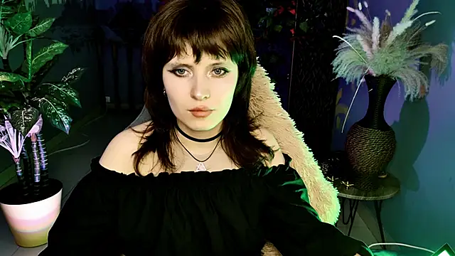 LolaAsmus online show from April 13, 9:24 am