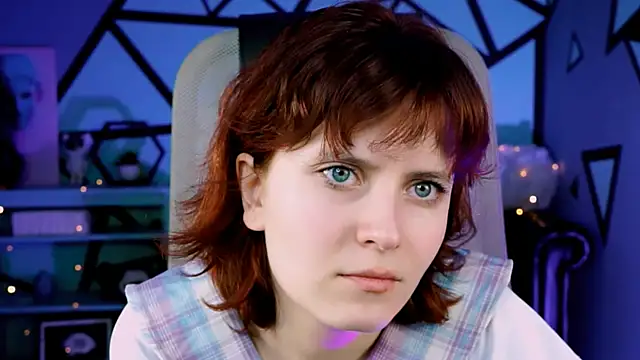 LolaAsmus online show from March 13, 8:15 am