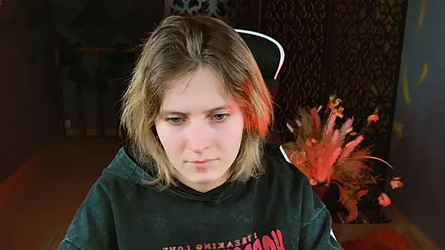 LolaAsmus online show from February 18, 4:58 pm