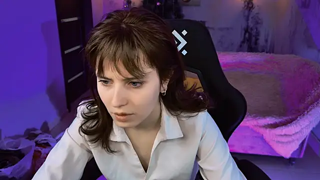 LolaAsmus online show from January 14, 5:33 am