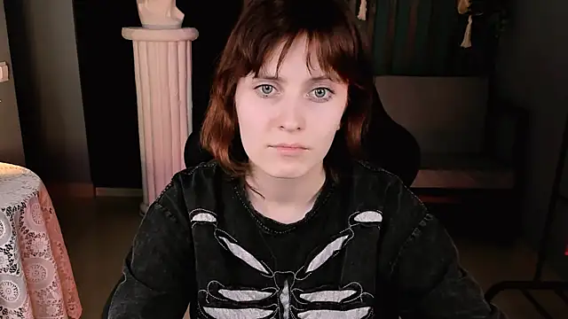 LolaAsmus online show from March 18, 4:39 pm