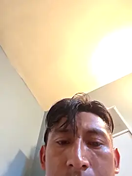 Snapshot of Jovende28 chatting on October 28, 12:00 am Jovende28 online show from October 28, 12:00 am