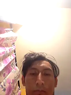 Snapshot of Jovende28 chatting on November 25, 8:58 am Jovende28 online show from November 25, 8:58 am