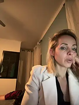 Snapshot of Annelibre chatting on March 7, 9:59 pm Annelibre online show from March 7, 9:59 pm