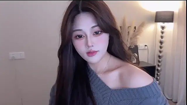 Strawberrybabyy1 online show from December 17, 4:12 pm