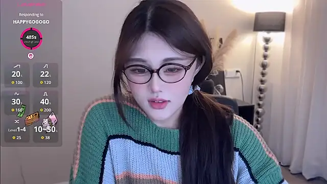 Strawberrybabyy1 online show from December 21, 3:52 am