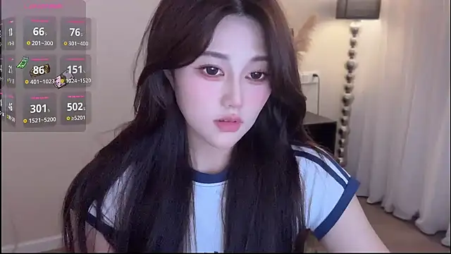 Strawberrybabyy1 online show from November 23, 4:06 pm