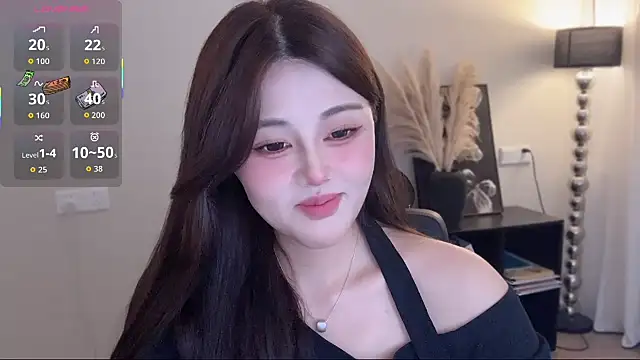 Strawberrybabyy1 online show from November 7, 5:17 pm