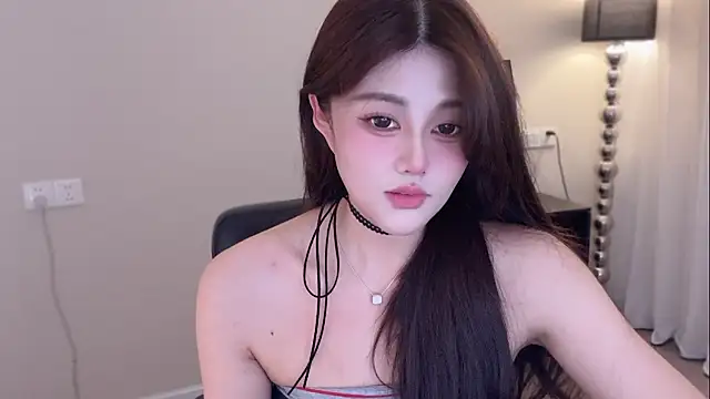 Strawberrybabyy1 online show from November 8, 4:32 pm