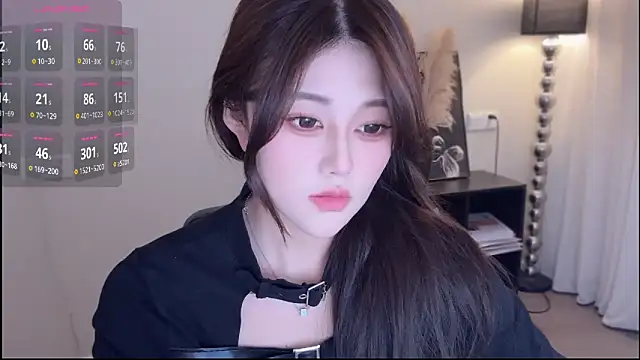 Strawberrybabyy1 online show from November 20, 2:07 pm