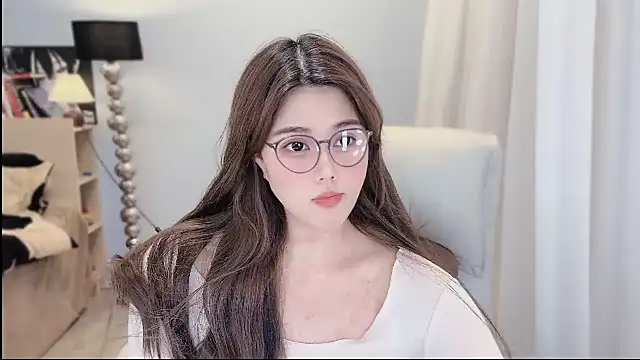Snapshot of Strawberrybabyy1 chatting on December 18, 1:56 pm Strawberrybabyy1 online show from December 18, 1:56 pm