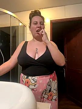 Yanacool007 online show from December 4, 9:36 pm