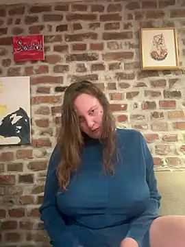 Yanacool007 online show from April 8, 10:00 pm