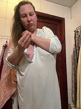 Yanacool007 online show from April 1, 6:15 am