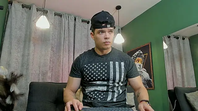 Jake Tylerr  online show from September 20, 10:26 pm