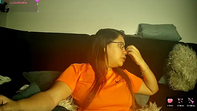 meichang452 online show from April 3, 9:27 am