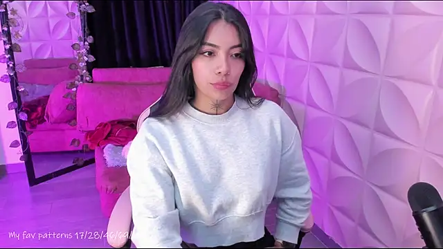 NattGomez online show from November 11, 1:44 am