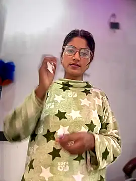 Snapshot of DiyAsingHh chatting on December 19, 10:28 am DiyAsingHh online show from December 19, 10:28 am