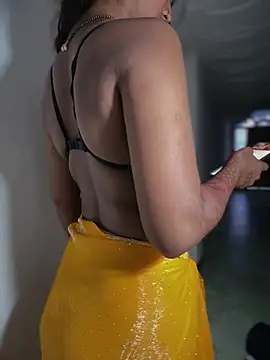 Snapshot of DiyAsingHh chatting on March 27, 12:30 am DiyAsingHh online show from March 27, 12:30 am