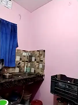 Snapshot of Babydoll_18 chatting on November 10, 2:55 pm Babydoll 18 online show from November 10, 2:55 pm