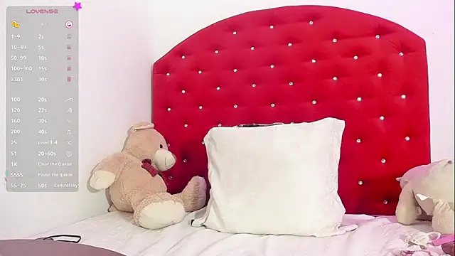 Snapshot of brittany_williams_ chatting on March 19, 3:19 pm brittany williams online show from March 19, 3:19 pm