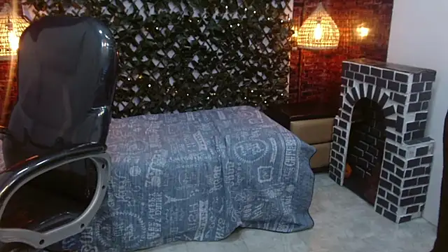 Snapshot of JackSwan18 chatting on December 30, 7:21 pm JackSwan18 online show from December 30, 7:21 pm