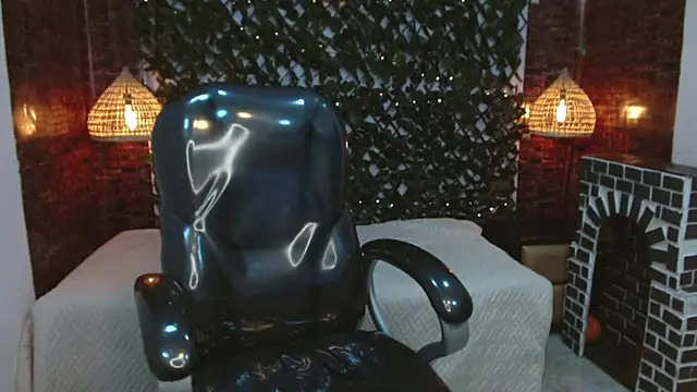 Snapshot of JackSwan18 chatting on December 4, 7:06 pm JackSwan18 online show from December 4, 7:06 pm