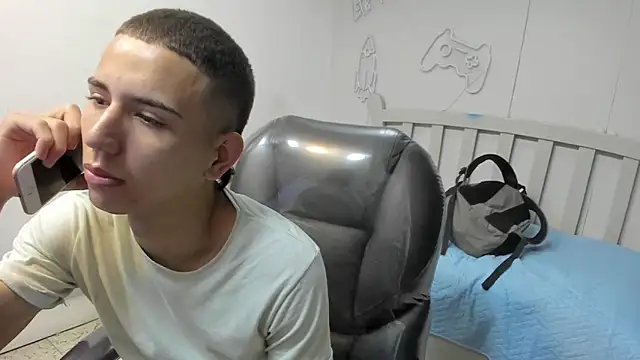 JackSwan18 online show from December 16, 7:40 pm