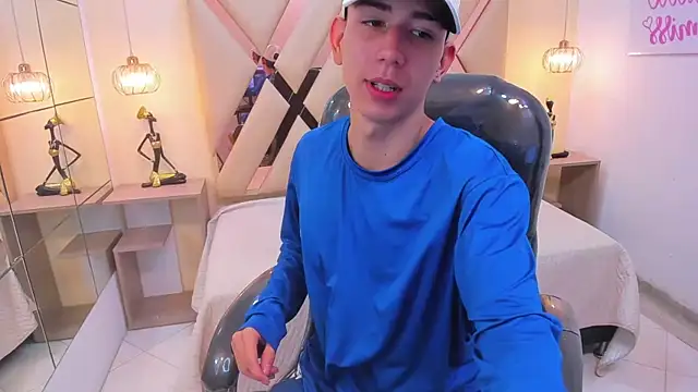 JackSwan18 online show from November 27, 7:58 pm