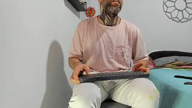 Antoniohot2024 online show from February 26, 12:16 pm