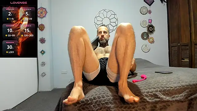 Antoniohot2024 online show from September 15, 12:16 pm