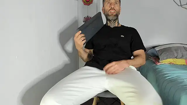 Antoniohot2024 online show from February 25, 3:09 pm