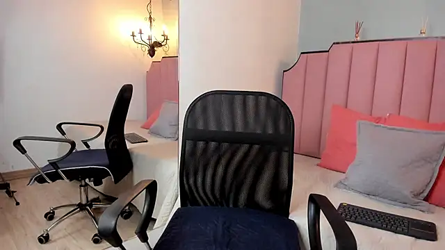 petty effy online show from November 14, 1:31 am